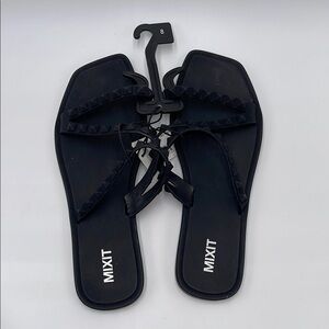 NWT Mixit Women’s Black Jelly Flip-Flops - Size 8